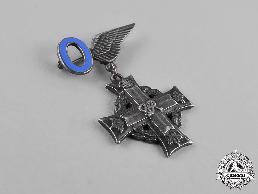 canada._a_memorial_cross_to_observer_macdonald,1942_m181_6730