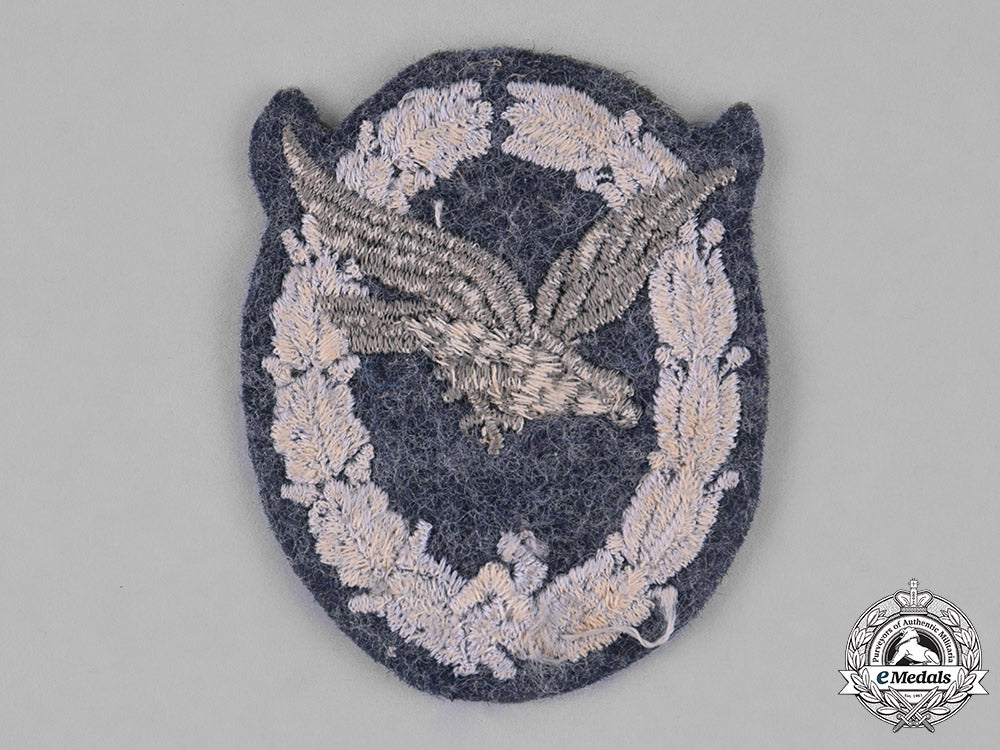 germany,_luftwaffe._a_luftwaffe_air_gunner;_s_badge,_cloth_version_m181_6938