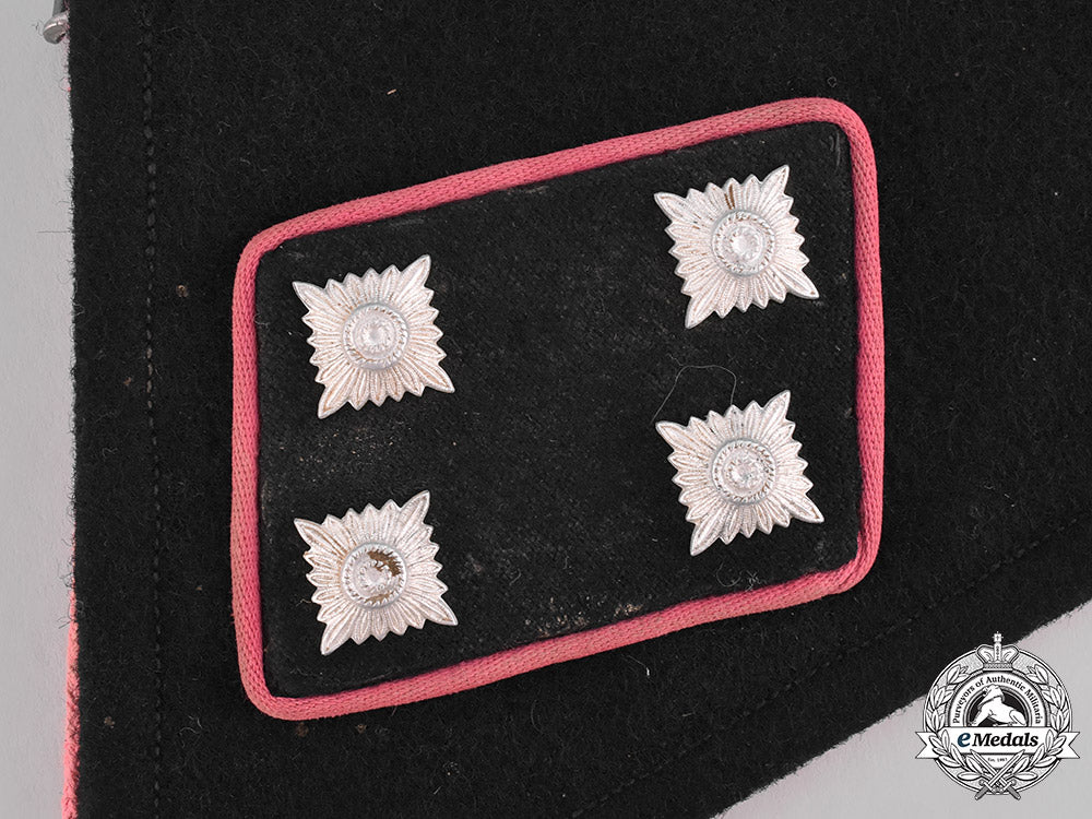 germany,_waffen-_ss._a_cut-_off_panzer_sturmbannführer_tab_set_with_collar_m181_7612_1_1