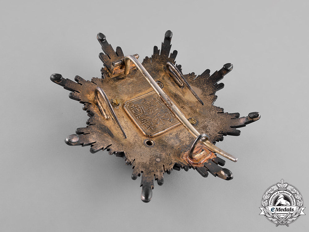 china,_republic._an_order_of_the_precious_brilliant_golden_grain,_ii_class_grand_cordon,_c.1920_m181_7750_1_1_1_1_1_1_1