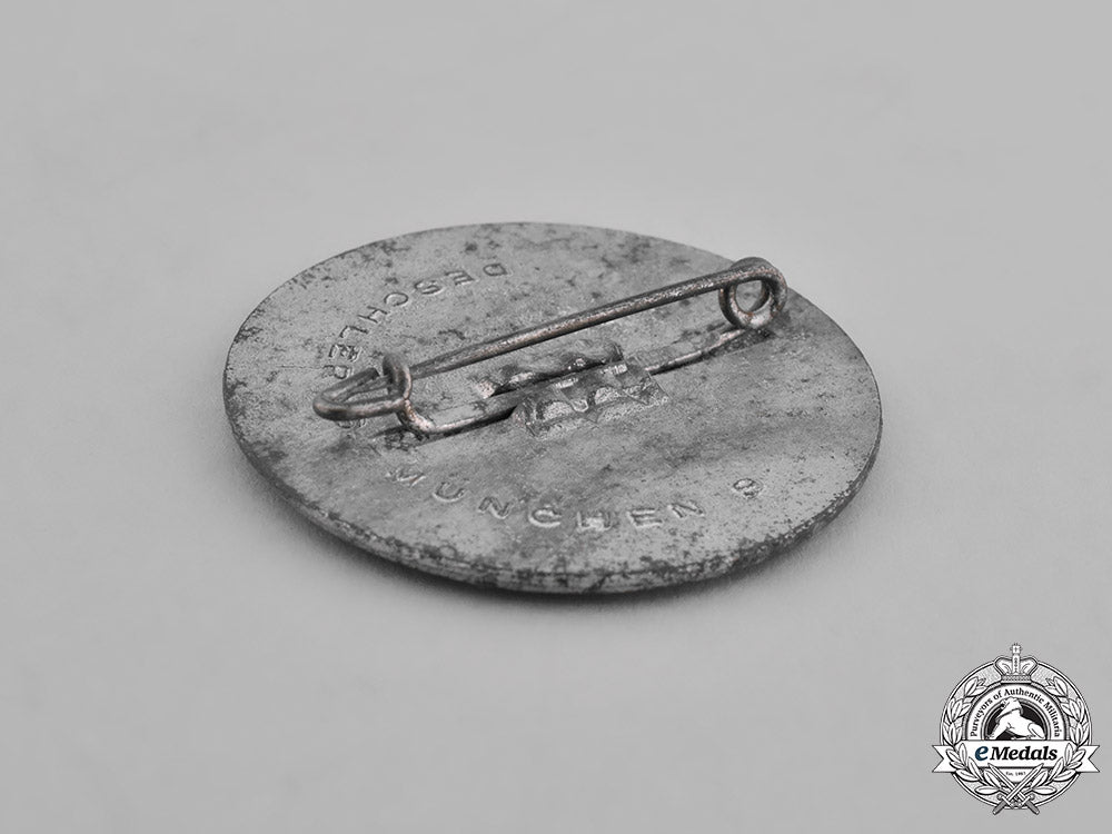 germany,_third_reich._a_group_of_third_reich_period_badges_m181_7929