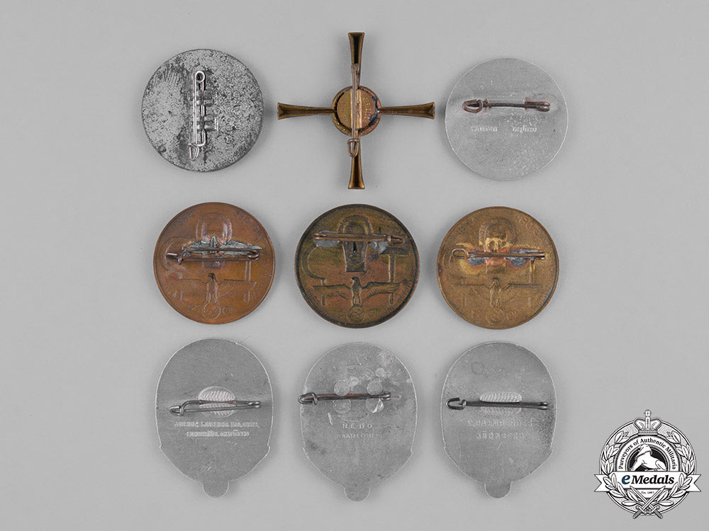 germany,_third_reich._a_group_of_day_of_labour_badges_m181_8200