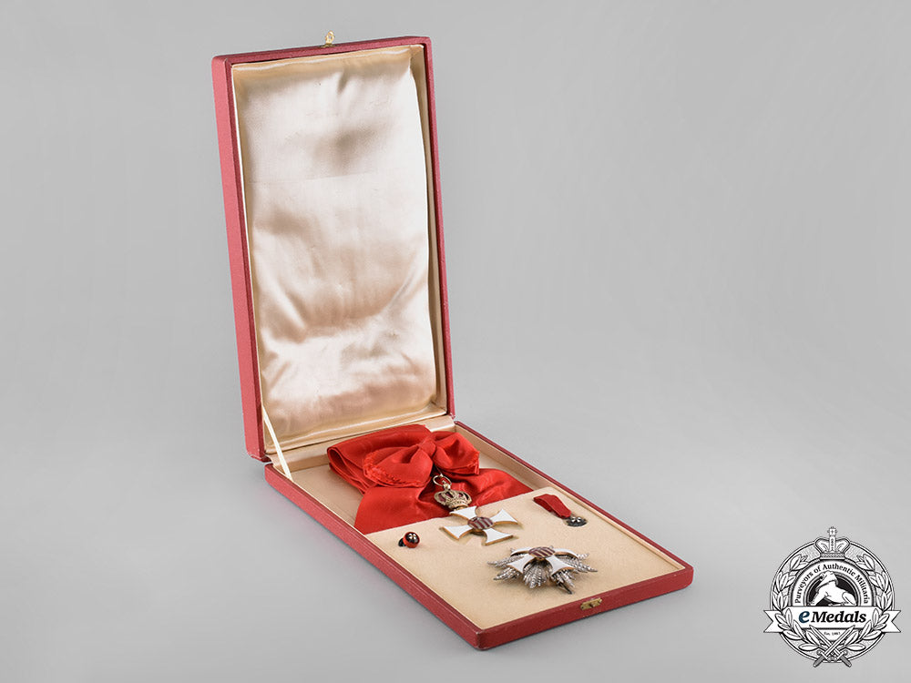 international._a_royal_sovereign_military_order_of_our_lady_of_mercy,_grand_cross,_c.1935_m181_8806