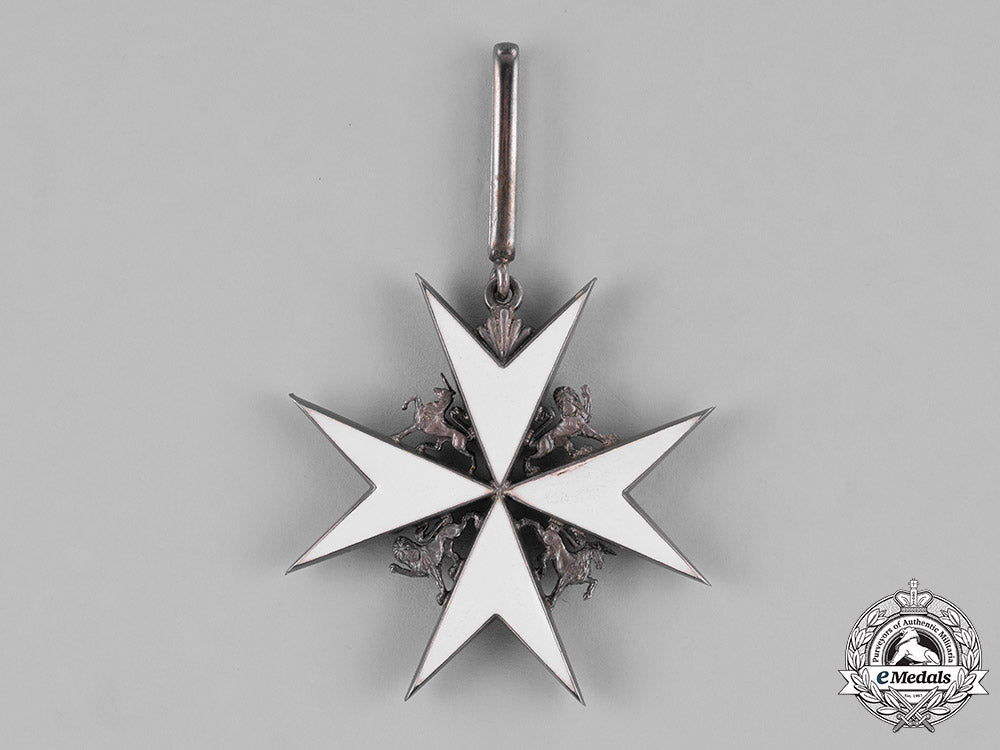 united_kingdom._an_order_of_st._john,_knights_of_grace_and_commander's_neck_badge_m181_8888