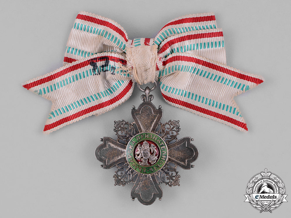 bulgaria,_kingdom._a_red_cross_order_for_incentive_to_humanity,_iii_class_for_ladies_m181_8916