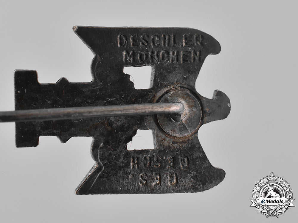 germany,_third_reich._a_reich_chamber_of_culture(_rkk)_membership_stick_pin,_by_deschler_m181_9361