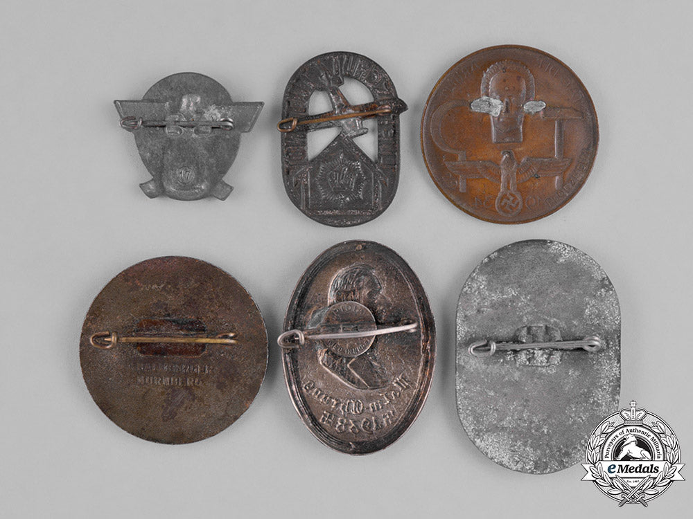 germany,_third_reich._a_grouping_of_second_war_german_day_badges_m181_9387
