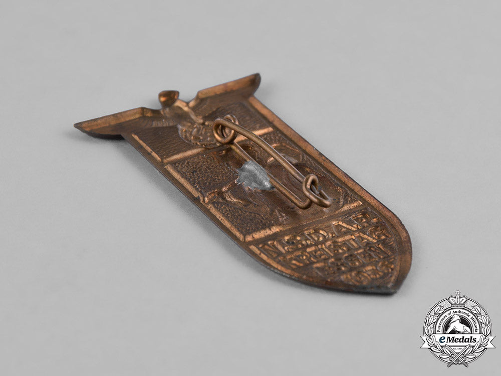 germany._a1936_nsdap_essen_district_council_day_badge_m181_9552