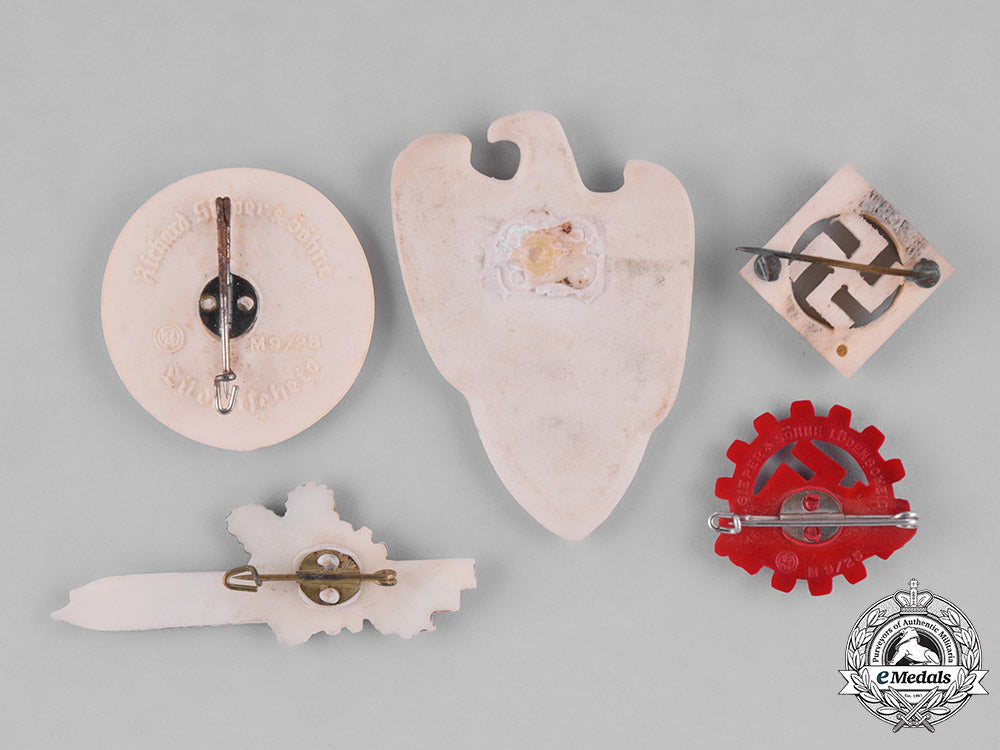 germany,_third_reich._a_group_of_second_war_period_day_badges_m182_0148
