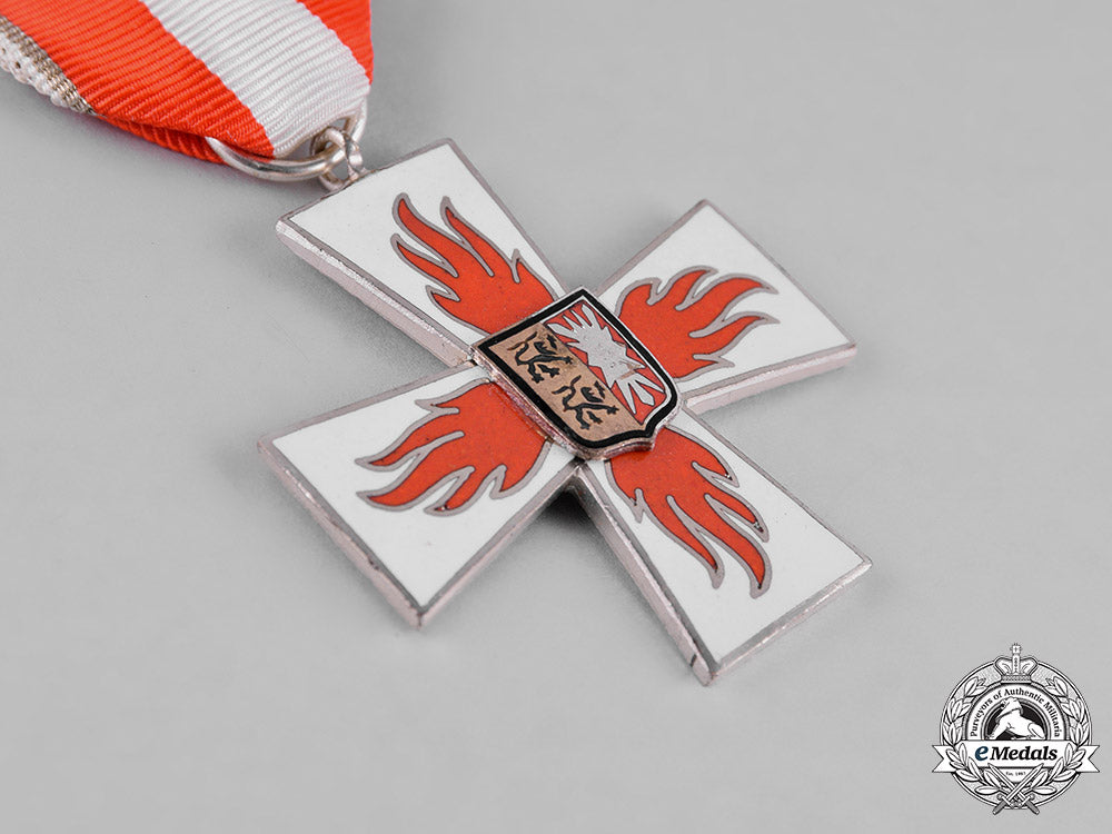 germany,_weimar._a_pair_of_fire_brigade_service_medals_m182_0953