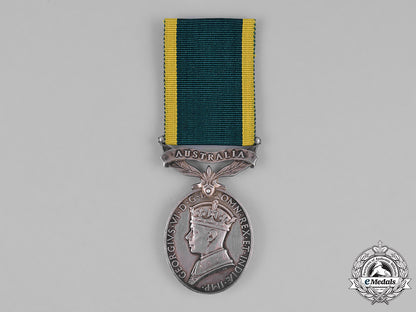united_kingdom._an_efficiency_medal_with_australia_scroll,_un-_named_m182_0973