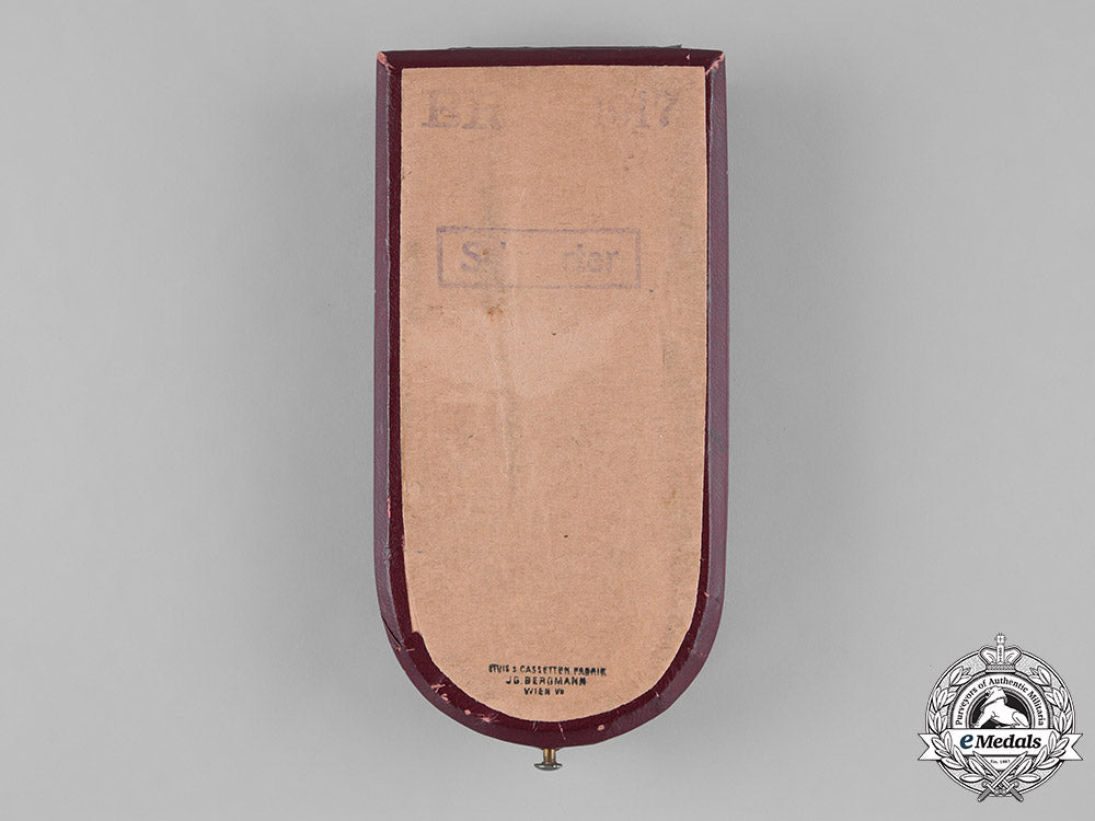austria,_empire._an_order_of_the_iron_crown,_iii_class,_dedicated_to_the_commander_of_the4/34_f.b.,_c.1916_m182_1391