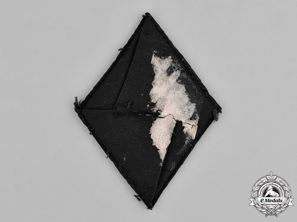 germany,_nskk._a_nskk_sleeve_diamond_insignia_m182_1703_1