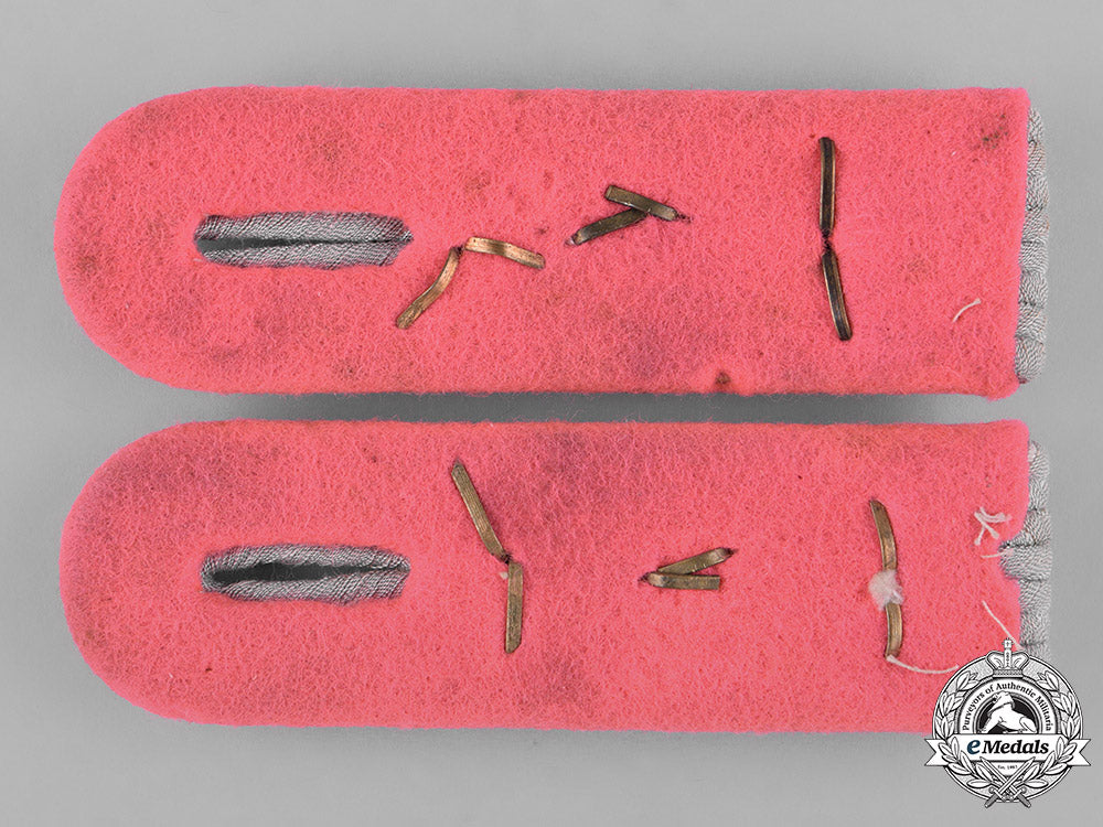 germany,_heer._a_pair_of_heer(_army)_panzer_shoulder_boards_m182_2059