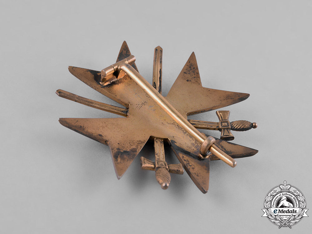 braunschweig,_dukedom._an_order_of_henry_the_lion,_officer’s_cross_with_swords,_c.1914_m182_3140_1_1