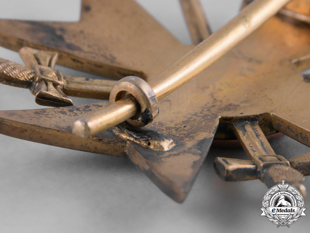 braunschweig,_dukedom._an_order_of_henry_the_lion,_officer’s_cross_with_swords,_c.1914_m182_3141_1_1