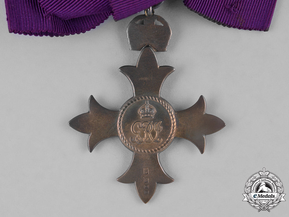 united_kingdom._a_most_excellent_order_of_the_british_empire,(_obe)_ladies_badge,_c.1918_m182_3234