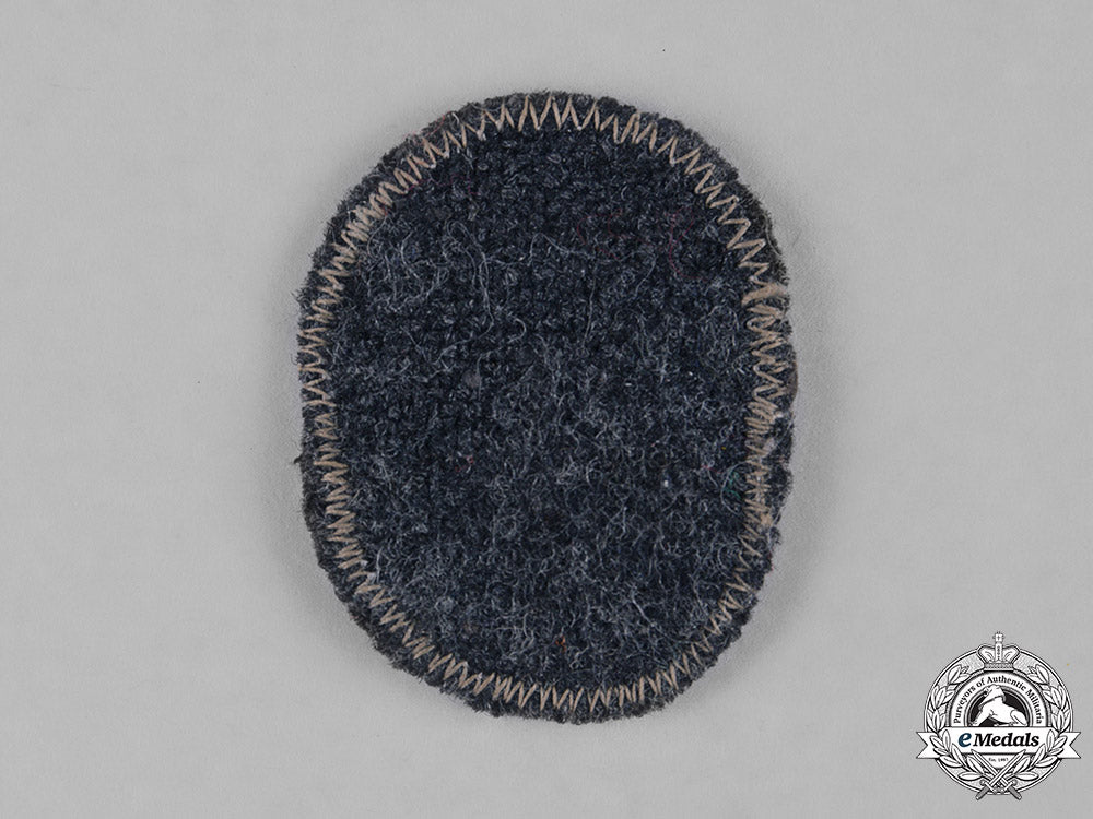 germany,_drk._a_set_of_deutsches_rotes_kreuz(_german_red_cross)_uniform_insignia_m182_3718