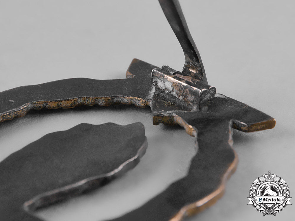 germany,_kriegsmarine._a_minesweeper_war_badge_m182_3970