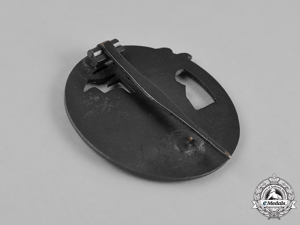 germany,_kriegsmarine._a_blockade_runner_badge_m182_5587