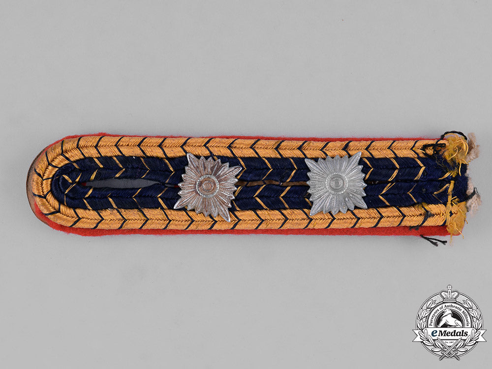 germany,_third_reich._a_lot_of_uniform_insignia_m182_5776_1