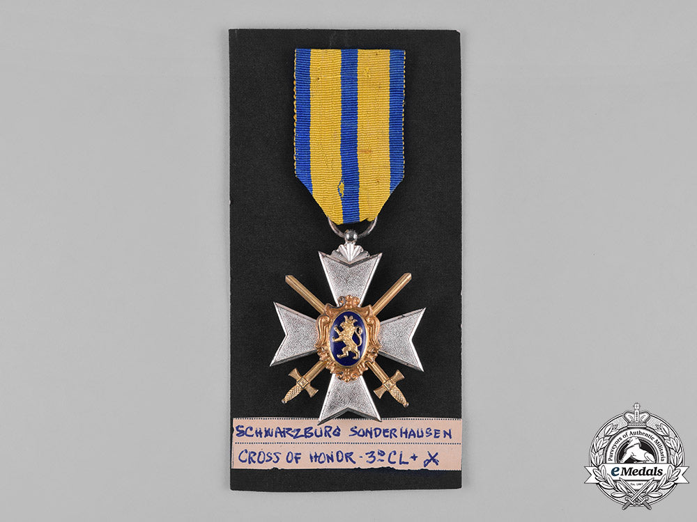 schwarzburg-_sonderhausen,_principality._an_honour_cross,_iii_class_with_swords,_c.1917_m182_6076