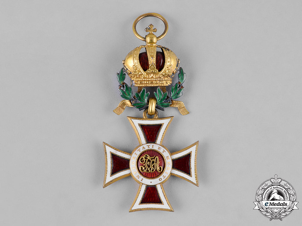 austria,_imperial._a_leopold_order,_knight’s_cross_with_war_decoration,_multiple_award_bar,&_swords,_by_c.f._rothe,_c.1917_m182_6099
