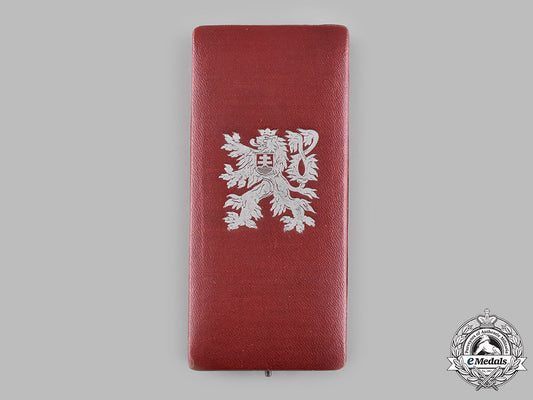 czechoslovakia,_republic._an_order_of_the_white_lion,_iv_class_officer_case,_c.1930_m182_6258