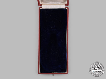 czechoslovakia,_republic._an_order_of_the_white_lion,_iv_class_officer_case,_c.1930_m182_6259