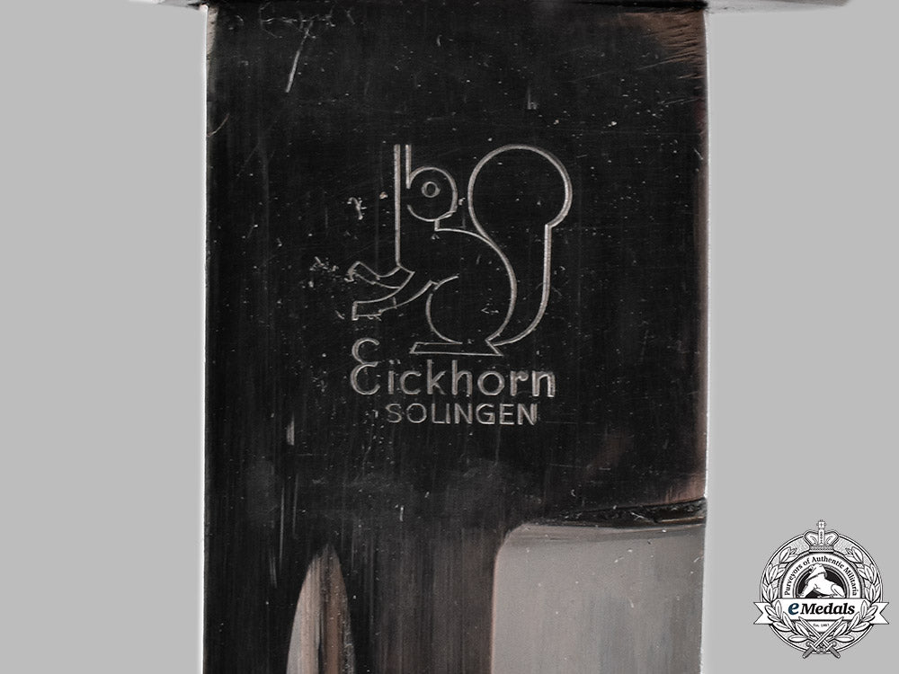 germany,_heer._an_army_dress_bayonet,_by_eickhorn_m182_6388