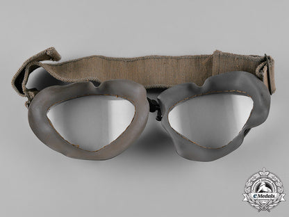 germany,_luftwaffe._a_set_of_flight_goggles_with_case,_by_m.w.,_c.1941_m182_6443