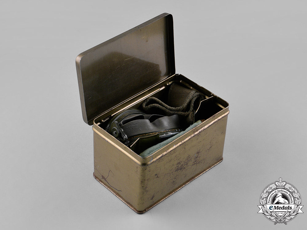 germany,_luftwaffe._a_set_of_flight_goggles_with_case,_by_m.w.,_c.1941_m182_6446
