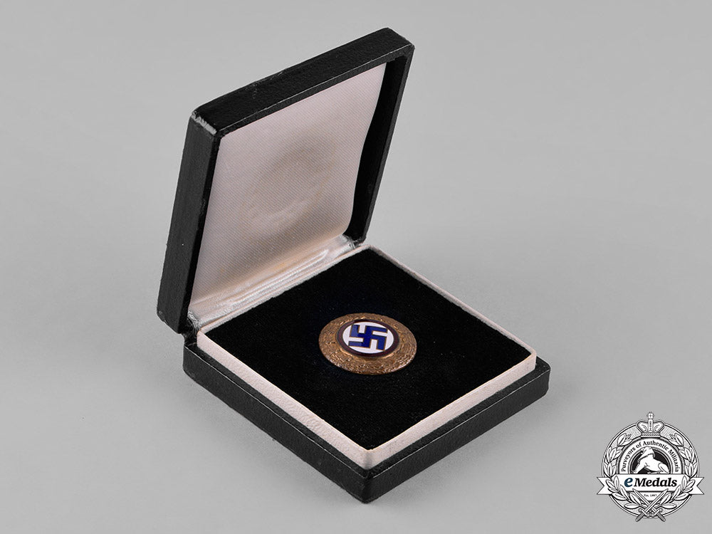 netherlands,_nsnap._a_rare_national_socialist_dutch_workers_party_golden_party_badge_m182_6455