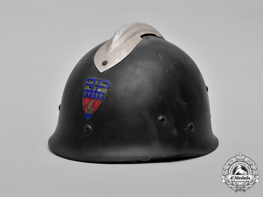 france,_fourth_republic._a_paris_police_prefecture_fire_brigade_helmet,_c.1953_m182_6903