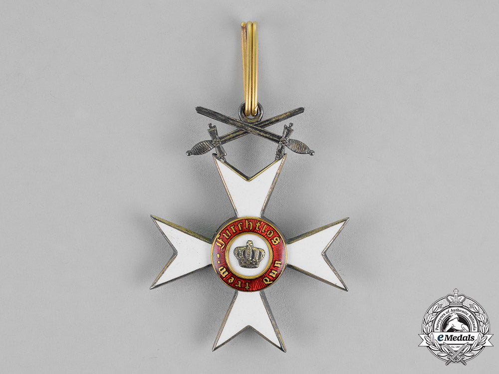 württemberg,_kingdom._an_order_of_the_crown,_knight’s_cross_with_swords,_c.1915_m18_4470