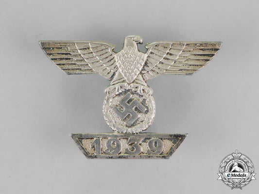 germany._a_clasp_to_the_iron_cross1939_first_class,_second_type_m18_4644