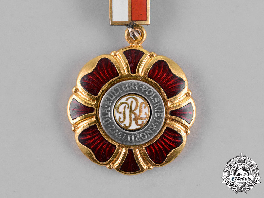 poland(_people's_republic)._medal_of_merit_for_polish_culture,_cased_m18_4783