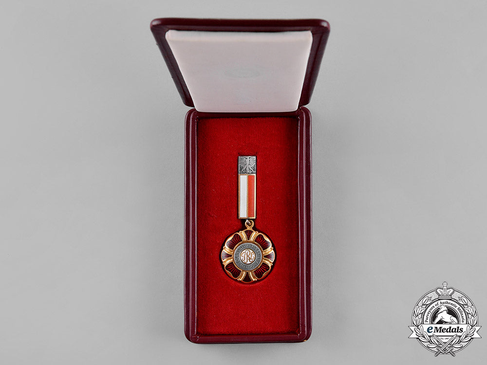 poland(_people's_republic)._medal_of_merit_for_polish_culture,_cased_m18_4785