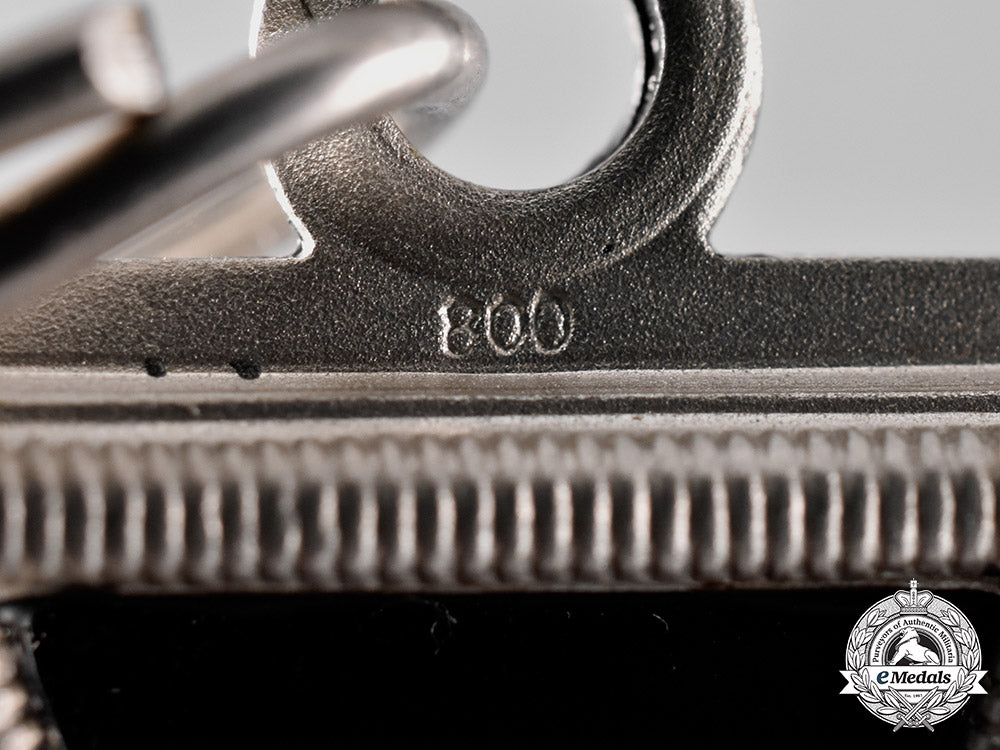 german_republic._a_knight’s_cross_of_the_iron_cross1939,_alternative1957_version,_early_version,_by_s.&_l._m18_5562