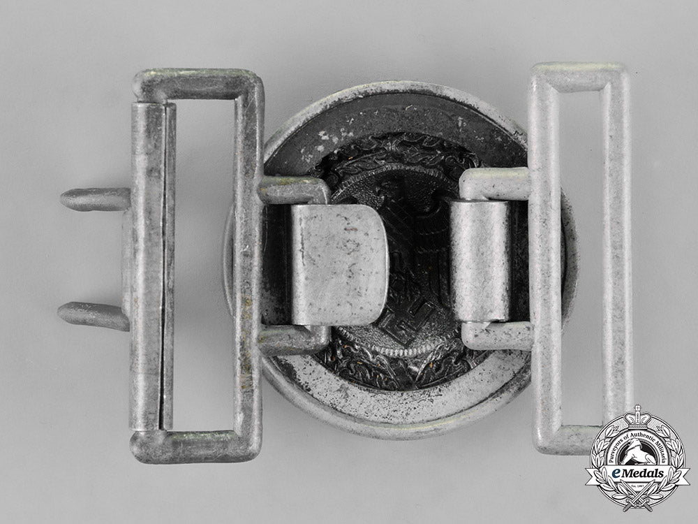 germany,_wehrmacht._an_officer’s_belt_buckle_m18_6226