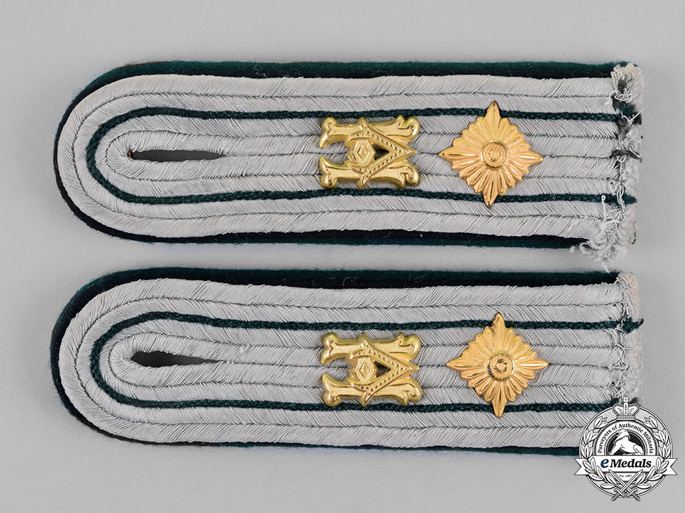 germany,_heer._a_set_of_administration_shoulder_boards_m18_6283