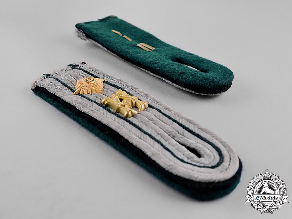 germany,_heer._a_set_of_administration_shoulder_boards_m18_6285