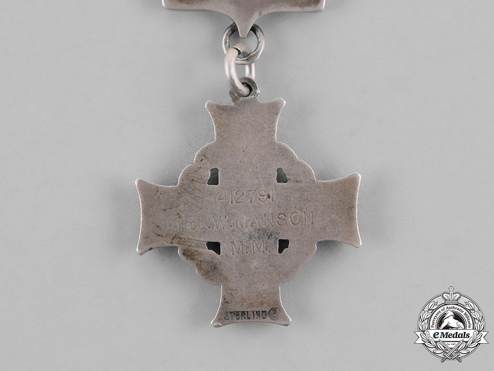 canada._a_memorial_cross_to_military_medal_recipient,_died_of_wounds_sustained_in_the_approach_to_canal_du_nord_m18_8233