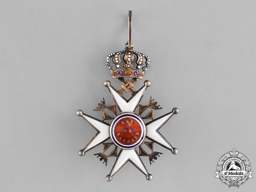 norway,_kingdom._a_royal_order_of_saint_olaf,_grand_cross,_by_j.tostrup,_c.1940_m18_9578_1_1_1_1_2_1_1