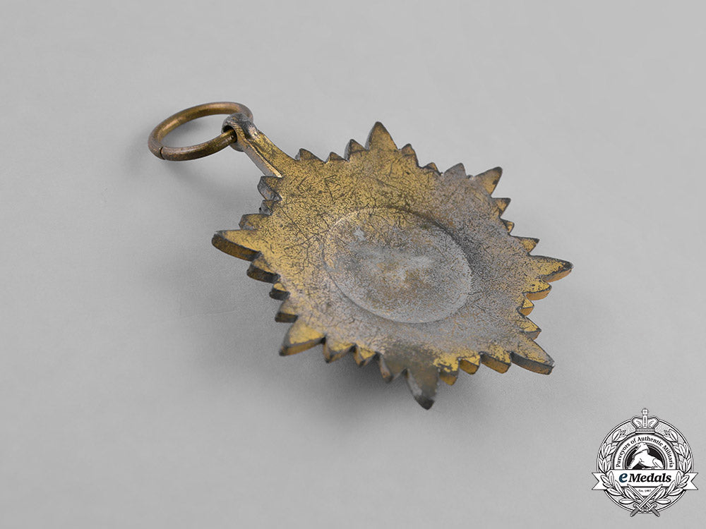 germany._an_eastern_people_bravery_decoration,_second_class,_in_gold,_by_rudolf_wächtler_m18_9652