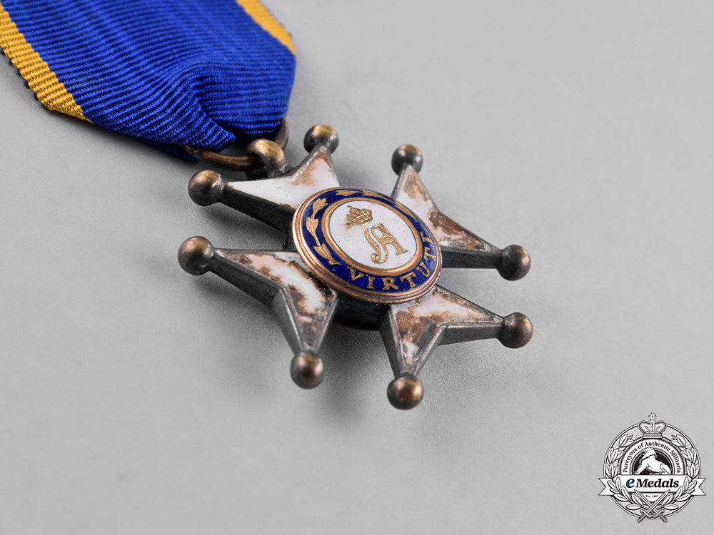 nassau._an_order_of_adolph_in_gold,_knight’s_cross,_c.1860_m18_9901