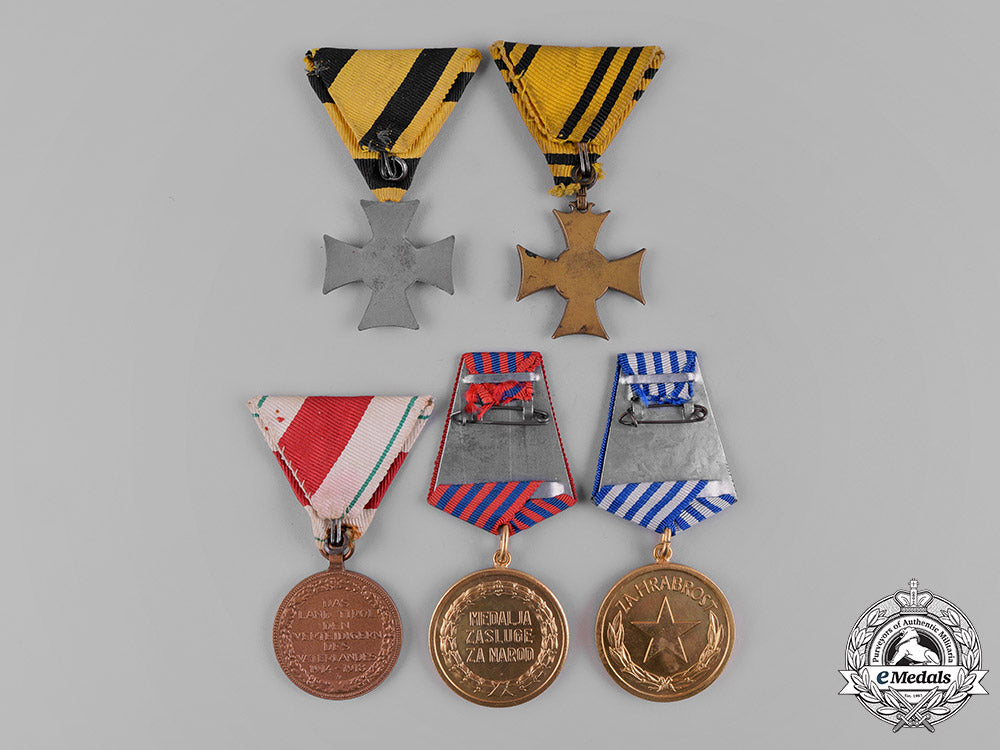 europe._a_lot_of_five_awards&_decorations_m19_0428