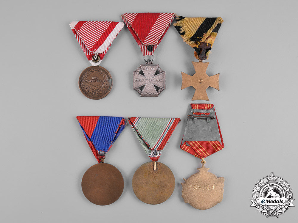 europe._a_lot_of_six_awards&_decorations_m19_0430