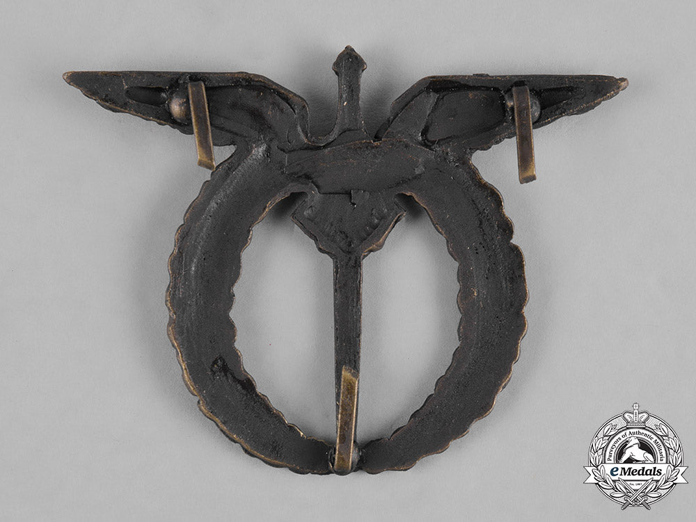 czechoslovakia,_republic._an_air_force_pilot_badge,1944_m19_0498