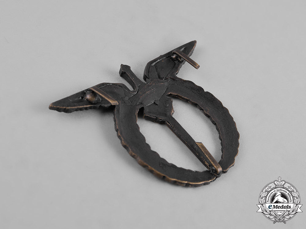 czechoslovakia,_republic._an_air_force_pilot_badge,1944_m19_0499